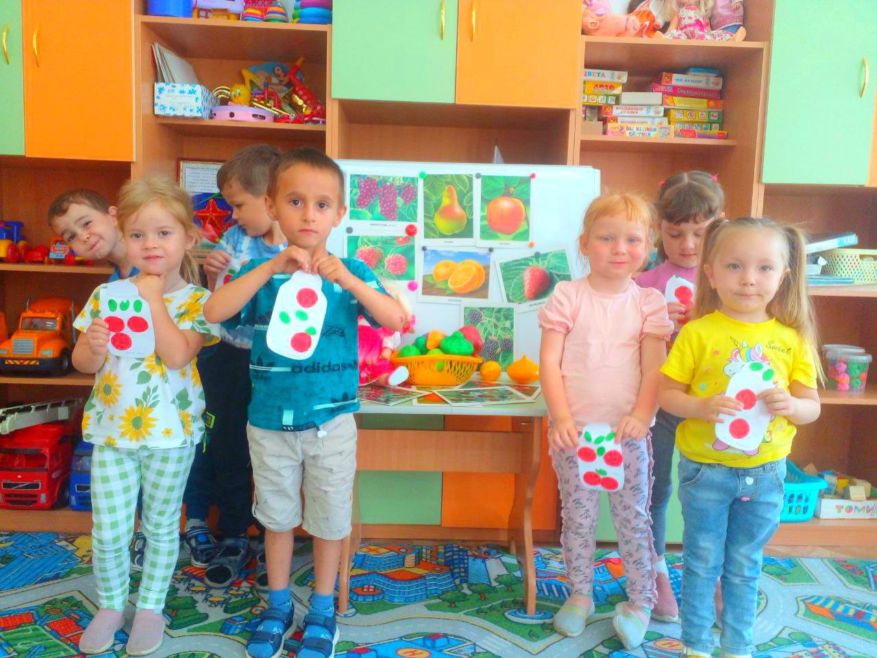 Занятия для самых маленьких.